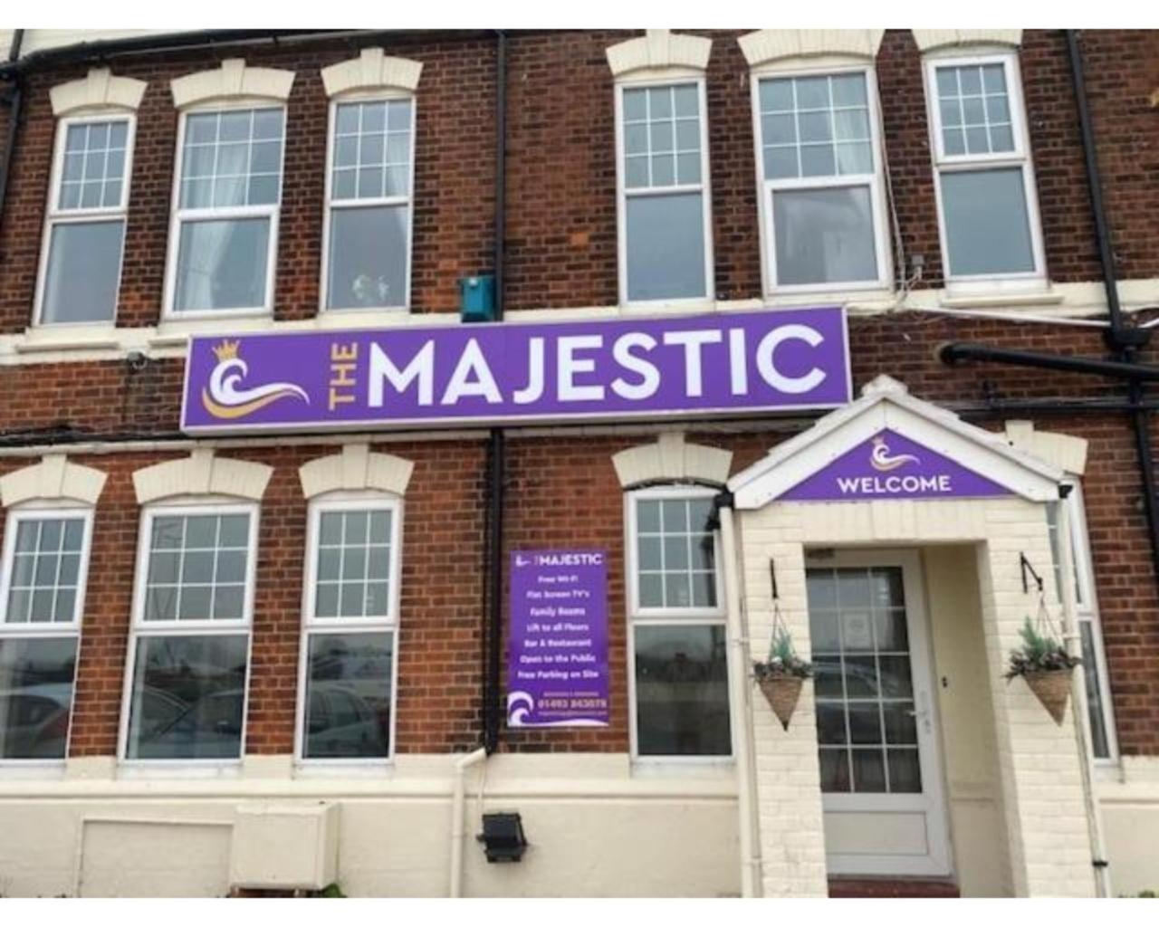 The Majestic Bed and Breakfast Great Yarmouth Esterno foto