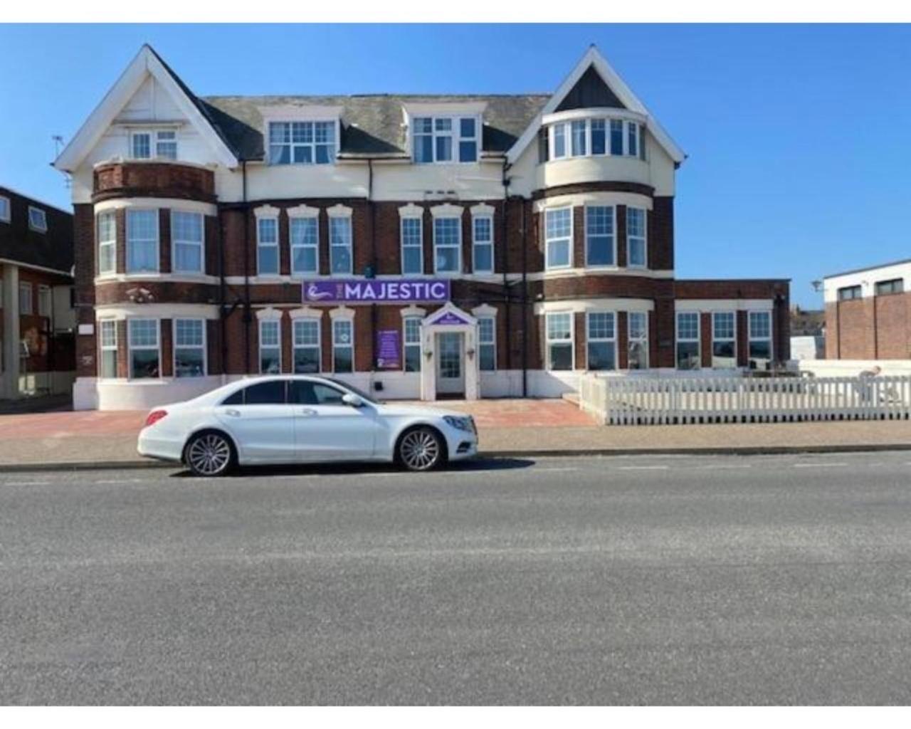 The Majestic Bed and Breakfast Great Yarmouth Esterno foto