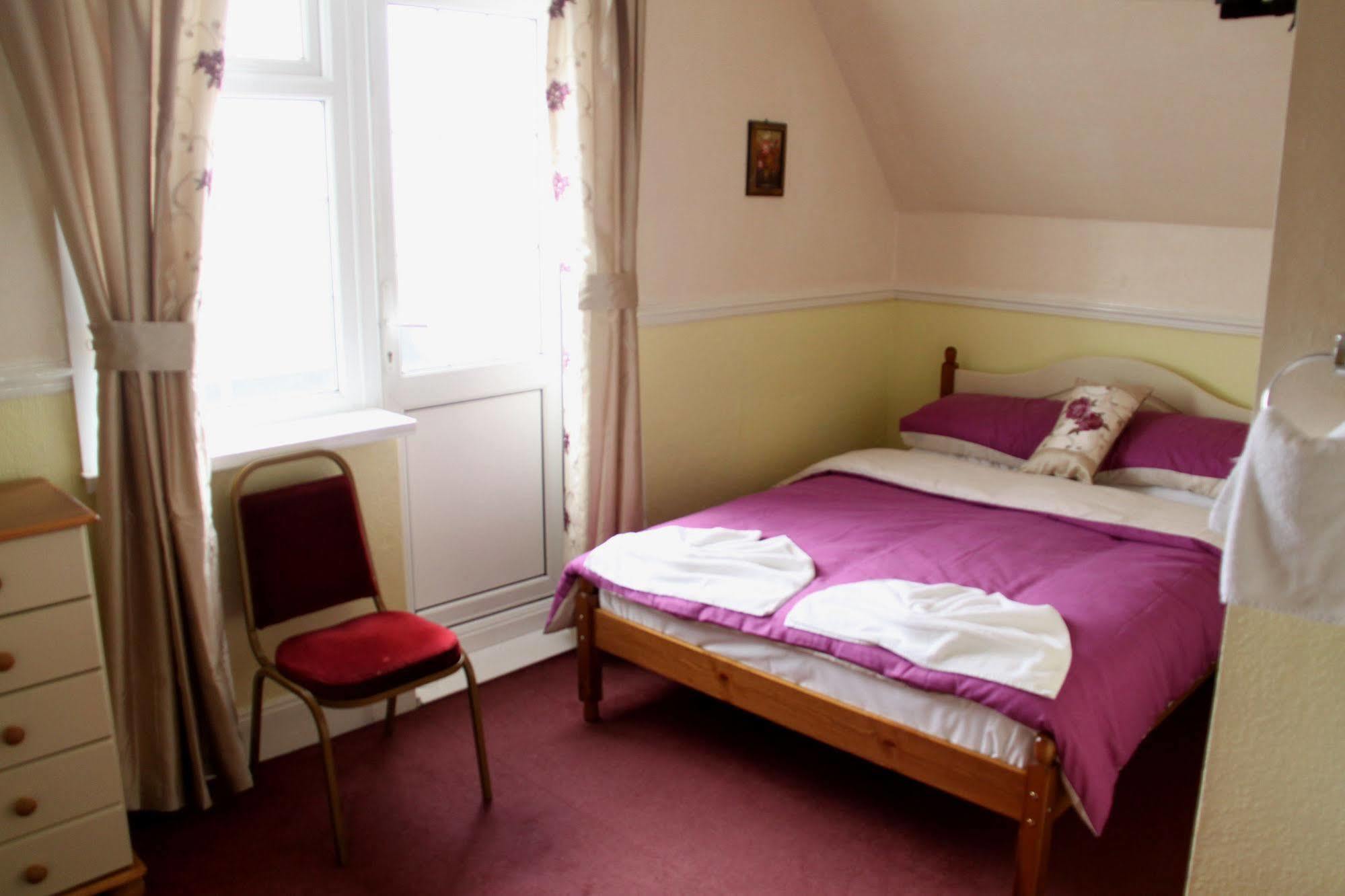 The Majestic Bed and Breakfast Great Yarmouth Esterno foto